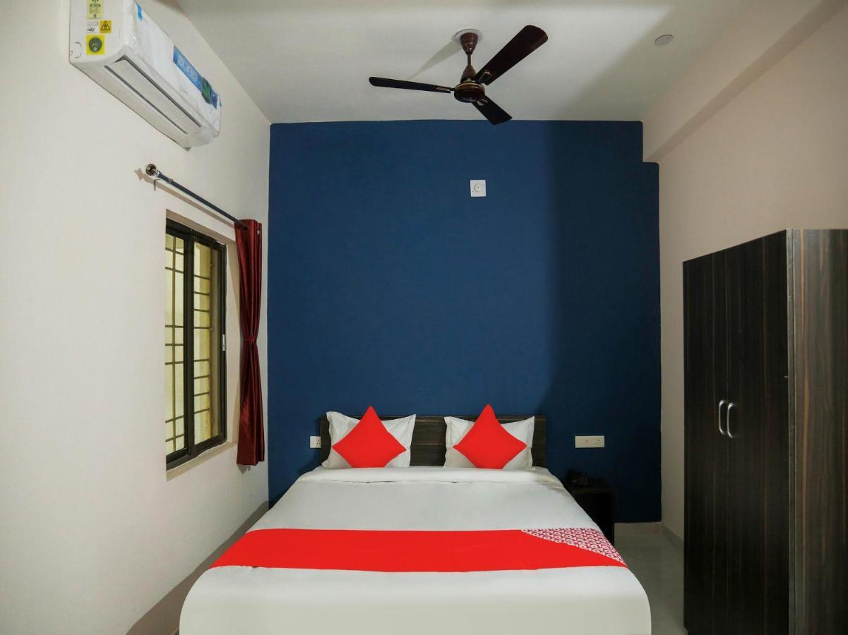Flagship 76560 Hotel Vanss Bhubaneswar Esterno foto