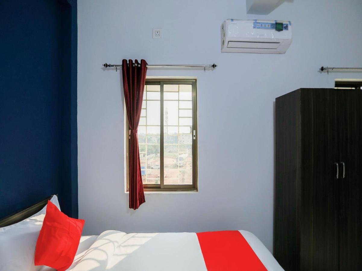 Flagship 76560 Hotel Vanss Bhubaneswar Esterno foto