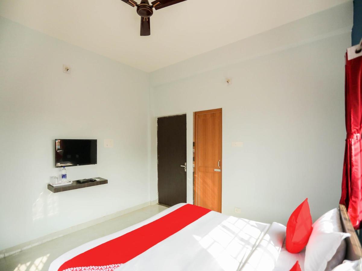 Flagship 76560 Hotel Vanss Bhubaneswar Esterno foto