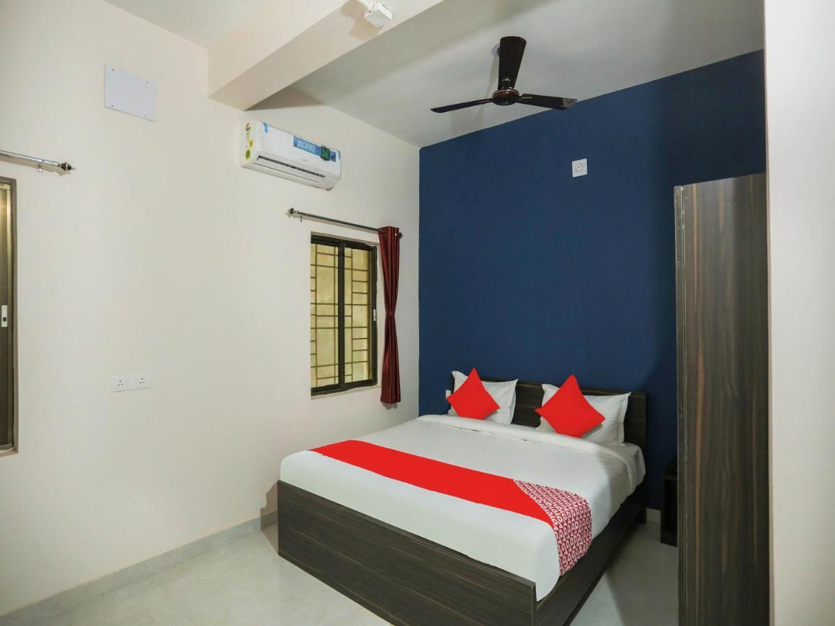 Flagship 76560 Hotel Vanss Bhubaneswar Esterno foto